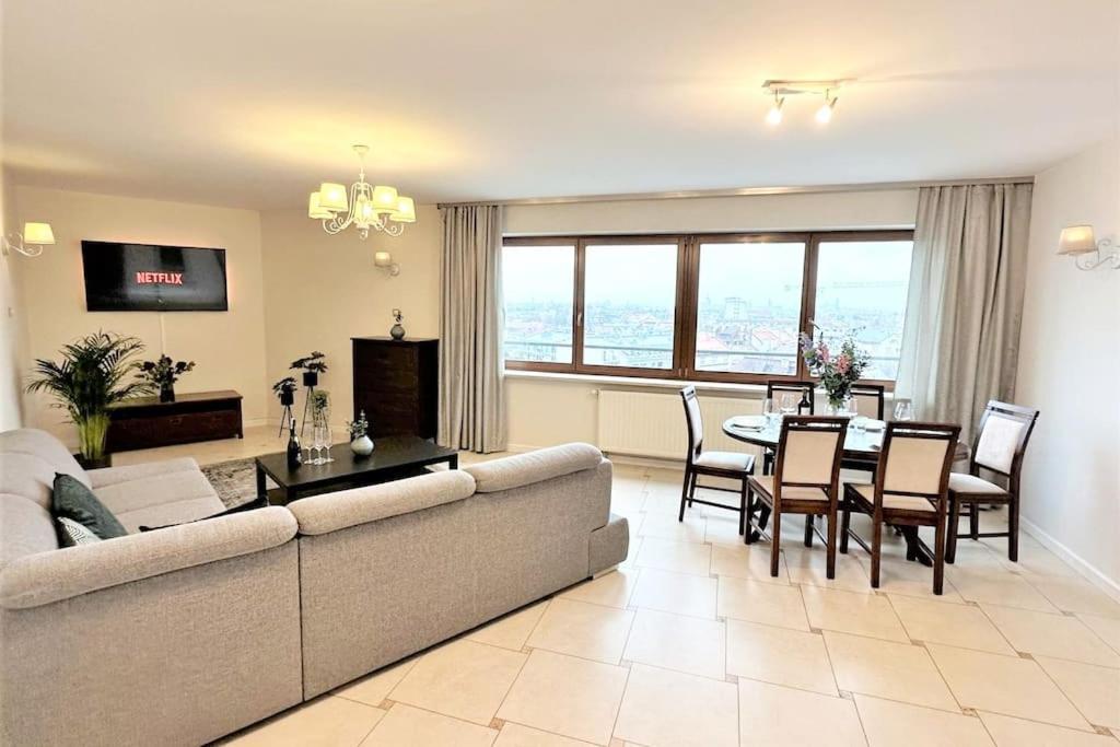 Exclusive Penthouse Near Citycenter 120M2 +Netflix Krakow Ngoại thất bức ảnh