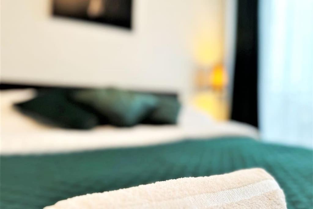 Exclusive Penthouse Near Citycenter 120M2 +Netflix Krakow Ngoại thất bức ảnh